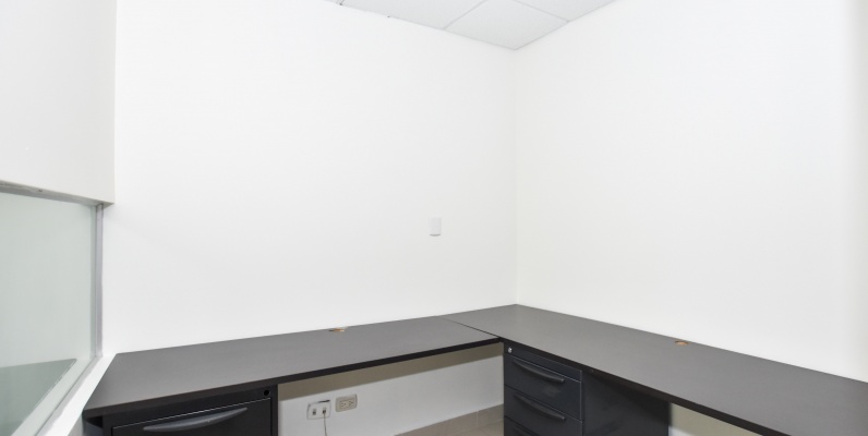 Oficina en venta ubicada en el Parque Empresarial Colón GeoBienes - Oficina en venta ubicada en el Parque Empresarial Colón - Plusvalia Guayaquil Casas de venta y alquiler Inmobiliaria Ecuador