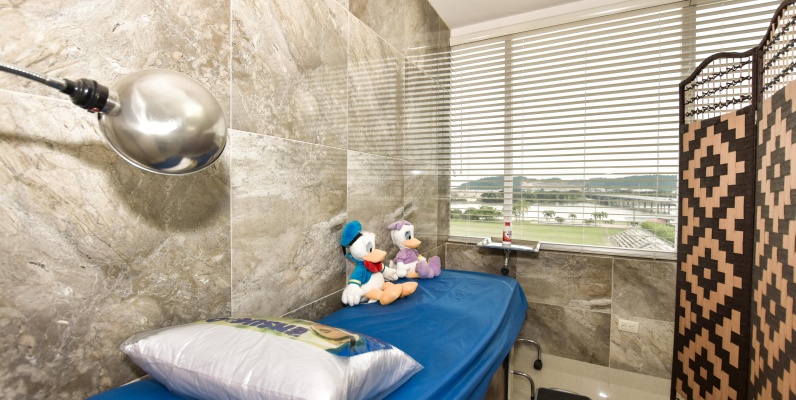 Oficina en venta ubicada en River Plaza GeoBienes - Oficina en venta ubicada en River Plaza - Plusvalia Guayaquil Casas de venta y alquiler Inmobiliaria Ecuador