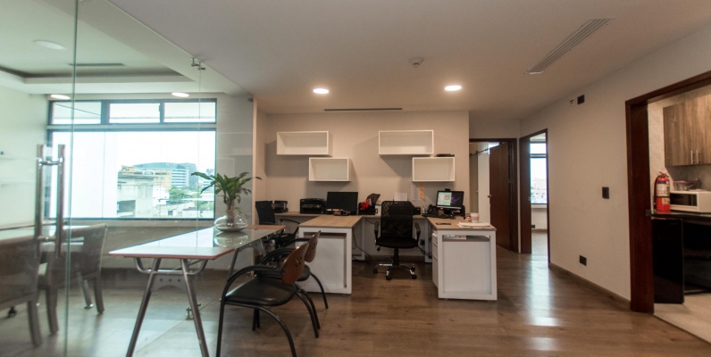 Oficina en venta ubicado en Torres del norte GeoBienes - Oficina en venta ubicado en Torres del norte - Plusvalia Guayaquil Casas de venta y alquiler Inmobiliaria Ecuador