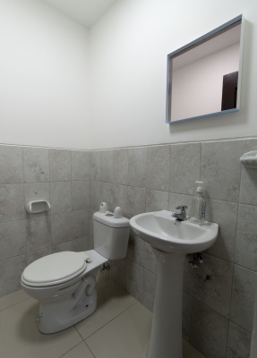 GeoBienes - Oficina o consultorio en alquiler ubicado en Edificio CIVE, Villa Club, La Aurora - Plusvalia Guayaquil Casas de venta y alquiler Inmobiliaria Ecuador