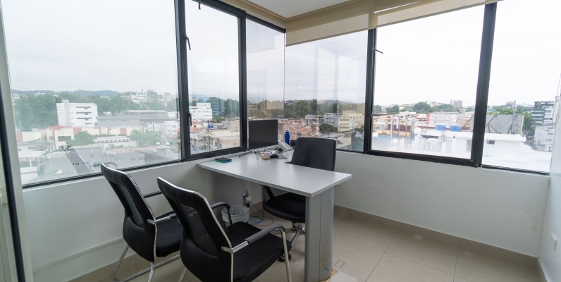 Oficinas en ventas en Edificio Torre Atlas. Norte de Guayaquil GeoBienes - Oficinas en ventas en Edificio Torre Atlas. Norte de Guayaquil - Plusvalia Guayaquil Casas de venta y alquiler Inmobiliaria Ecuador