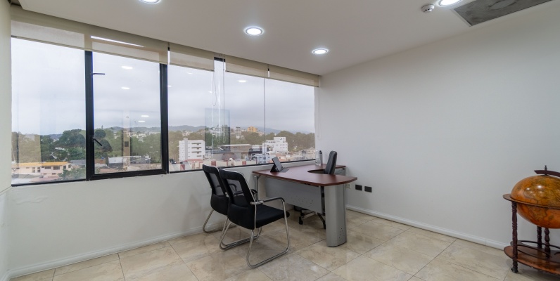 Oficinas en ventas en Edificio Torre Atlas. Norte de Guayaquil GeoBienes - Oficinas en ventas en Edificio Torre Atlas. Norte de Guayaquil - Plusvalia Guayaquil Casas de venta y alquiler Inmobiliaria Ecuador