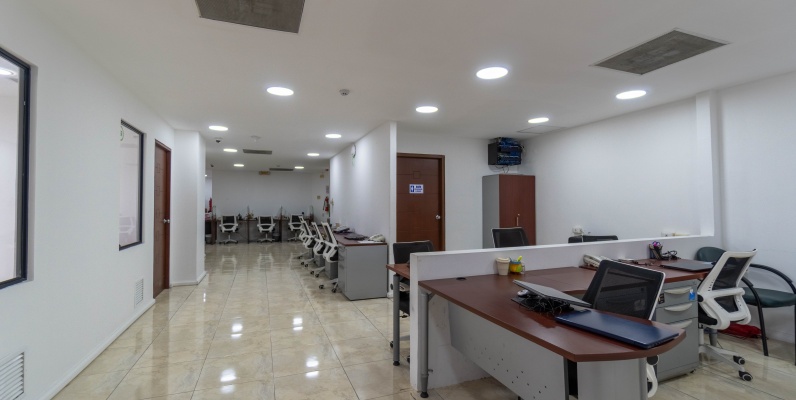 Oficinas en ventas en Edificio Torre Atlas. Norte de Guayaquil GeoBienes - Oficinas en ventas en Edificio Torre Atlas. Norte de Guayaquil - Plusvalia Guayaquil Casas de venta y alquiler Inmobiliaria Ecuador