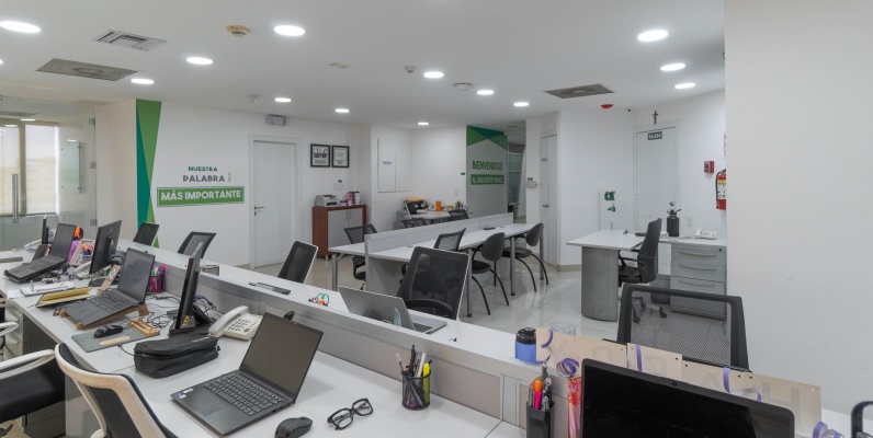 Oficinas en ventas en Edificio Torre Atlas. Norte de Guayaquil GeoBienes - Oficinas en ventas en Edificio Torre Atlas. Norte de Guayaquil - Plusvalia Guayaquil Casas de venta y alquiler Inmobiliaria Ecuador