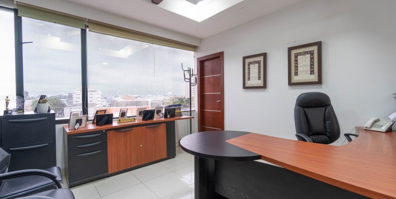 Oficinas en ventas en Edificio Torre Atlas. Norte de Guayaquil GeoBienes - Oficinas en ventas en Edificio Torre Atlas. Norte de Guayaquil - Plusvalia Guayaquil Casas de venta y alquiler Inmobiliaria Ecuador