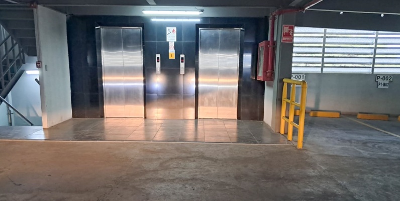 GeoBienes - Parqueo en alquiler en Edificio City Office, norte de Guayaquil - Plusvalia Guayaquil Casas de venta y alquiler Inmobiliaria Ecuador