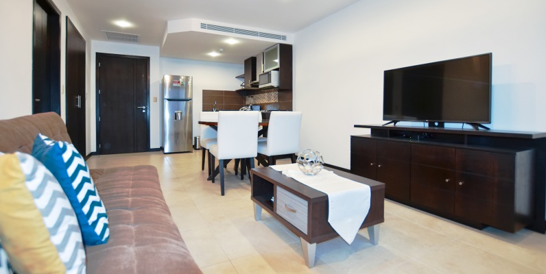 Preciosa Suite Amoblada Bellini IV GeoBienes - Suite en alquiler en Bellini IV sector centro de Guayaquil - Plusvalia Guayaquil Casas de venta y alquiler Inmobiliaria Ecuador