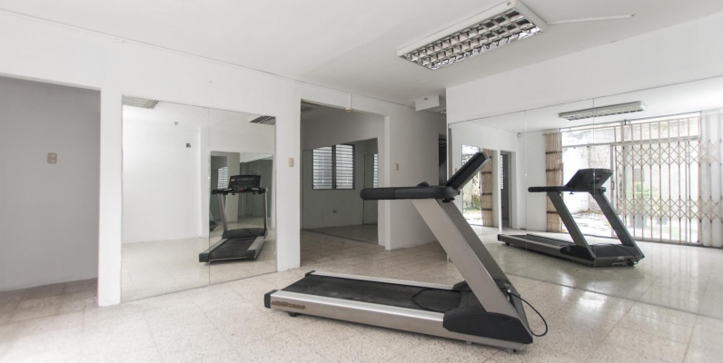 Propiedad comercial, oficinas, consultorios, Urdesa Central, calle Circunvalacion sur y costanera GeoBienes - Propiedad comercial, oficinas, consultorios, Urdesa Central, calle Circunvalacion sur y costanera - Plusvalia Guayaquil Casas de venta y alquiler Inmobiliaria Ecuador