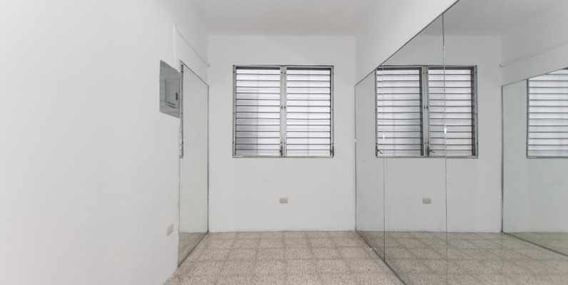 Propiedad comercial, oficinas, consultorios, Urdesa Central, calle Circunvalacion sur y costanera GeoBienes - Propiedad comercial, oficinas, consultorios, Urdesa Central, calle Circunvalacion sur y costanera - Plusvalia Guayaquil Casas de venta y alquiler Inmobiliaria Ecuador