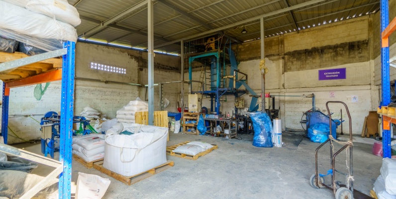 Propiedad comercial, terreno, fábrica, galpón, bodega, industrial GeoBienes - Propiedad comercial, terreno, fábrica, galpón, bodega, industrial - Plusvalia Guayaquil Casas de venta y alquiler Inmobiliaria Ecuador