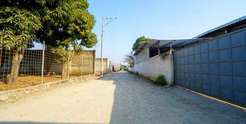 Propiedad comercial, terreno, fábrica, galpón, bodega, industrial GeoBienes - Propiedad comercial, terreno, fábrica, galpón, bodega, industrial - Plusvalia Guayaquil Casas de venta y alquiler Inmobiliaria Ecuador