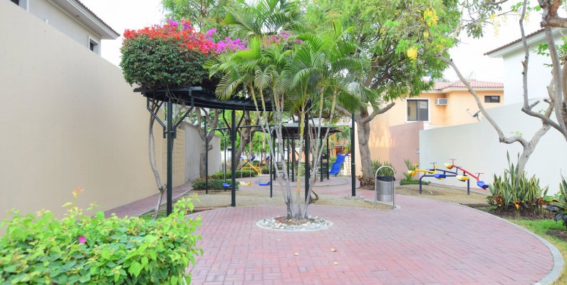 Suit en alquiler ubicada en Ciudad Colón, Norte de Guayaquil GeoBienes - Suite en alquiler ubicada en Ciudad Colón, Norte de Guayaquil - Plusvalia Guayaquil Casas de venta y alquiler Inmobiliaria Ecuador
