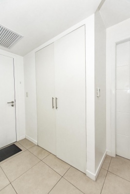 Suite amoblada en alquiler - Ed. Torres Bellini IV, Puerto Santa Ana GeoBienes - Suite amoblada en alquiler - Ed. Torres Bellini IV, Puerto Santa Ana - Plusvalia Guayaquil Casas de venta y alquiler Inmobiliaria Ecuador