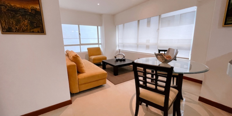 Suite Amoblada en Alquiler - Torres del Sol I GeoBienes - Suite amoblada en alquiler (Incluye Wifi y DirectTV) - Torre del Sol I - Plusvalia Guayaquil Casas de venta y alquiler Inmobiliaria Ecuador