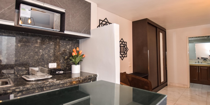 GeoBienes - Suite amoblada en alquiler ubicada en Urdesa Central - Plusvalia Guayaquil Casas de venta y alquiler Inmobiliaria Ecuador