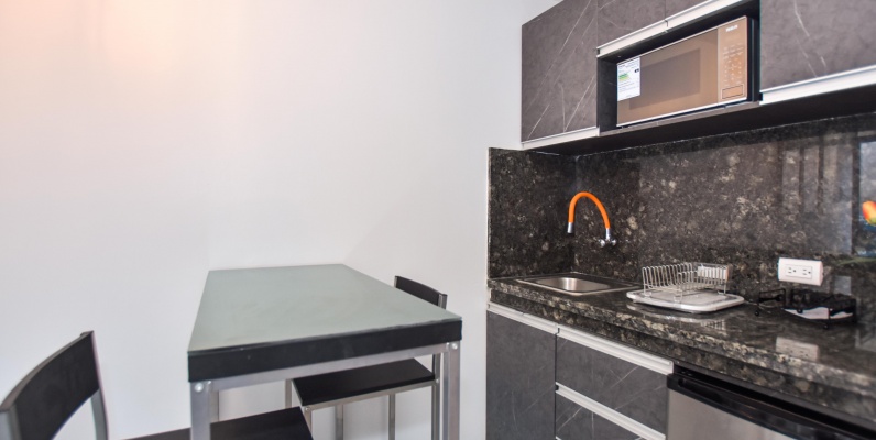 Suite amoblada en alquiler ubicada en Urdesa Central GeoBienes - Suite amoblada en alquiler ubicada en Urdesa Central - Plusvalia Guayaquil Casas de venta y alquiler Inmobiliaria Ecuador