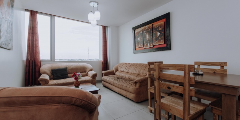 Suite amoblada en alquiler ubicado en edifico Quo Luxury Apartments, frente al centro comercial Mall del Sol GeoBienes - Suite amoblada en alquiler ubicado en edifico Quo Luxury Apartments, frente al centro comercial Mall del Sol - Plusvalia Guayaquil Casas de venta y alquiler Inmobiliaria Ecuador