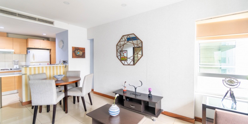 Suite amoblada en venta ubicada en Torres del Sol, Norte de Guayaquil GeoBienes - Suite amoblada en venta ubicada en Torres del Sol, Norte de Guayaquil - Plusvalia Guayaquil Casas de venta y alquiler Inmobiliaria Ecuador