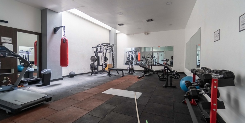 GeoBienes - Suite amplia amoblada en alquiler en City Suites, norte de  Guayaquil - Plusvalia Guayaquil Casas de venta y alquiler Inmobiliaria Ecuador