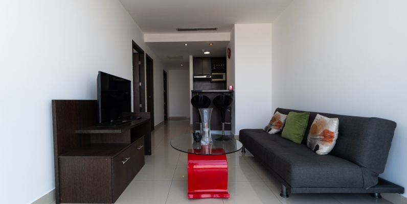 GeoBienes - Suite amplia amoblada en alquiler en City Suites, norte de  Guayaquil - Plusvalia Guayaquil Casas de venta y alquiler Inmobiliaria Ecuador