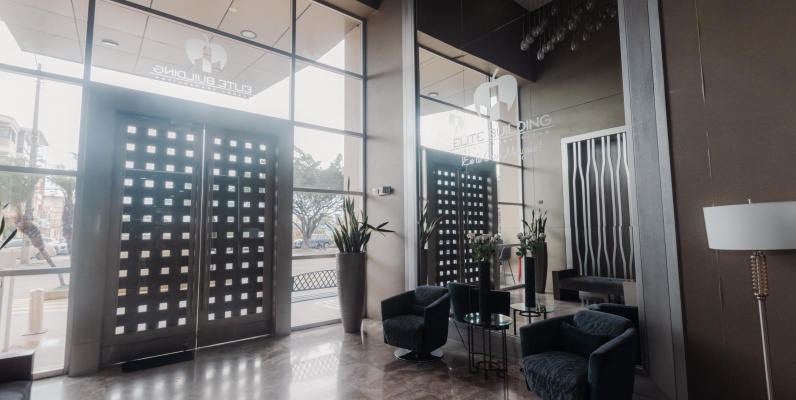 Suite en alquiler amoblada ubicado en Edificio Elite Building. sector Mall del Sol, Norte de Guayaquil GeoBienes - Suite en alquiler amoblada ubicado en Edificio Elite Building. sector Mall del Sol, Norte de Guayaquil - Plusvalia Guayaquil Casas de venta y alquiler Inmobiliaria Ecuador