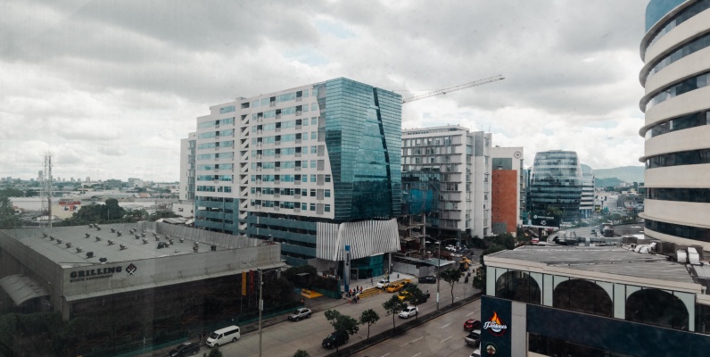 Suite en alquiler amoblada ubicado en Edificio Elite Building. sector Mall del Sol, Norte de Guayaquil GeoBienes - Suite en alquiler amoblada ubicado en Edificio Elite Building. sector Mall del Sol, Norte de Guayaquil - Plusvalia Guayaquil Casas de venta y alquiler Inmobiliaria Ecuador