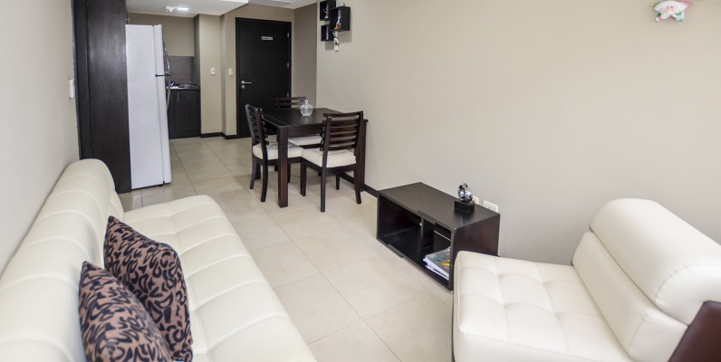 Suite en alquiler en Bellini III centro de Guayaquil GeoBienes - Suite en alquiler en Bellini III centro de Guayaquil - Plusvalia Guayaquil Casas de venta y alquiler Inmobiliaria Ecuador