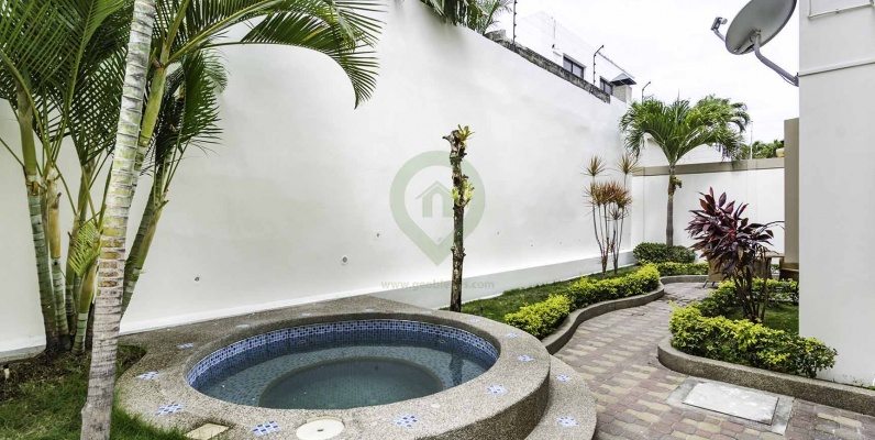 Suite en alquiler en Edif. Cerro Blanco Los Ceibos GeoBienes - Suite en alquiler en Edif. Cerro Blanco Los Ceibos - Plusvalia Guayaquil Casas de venta y alquiler Inmobiliaria Ecuador