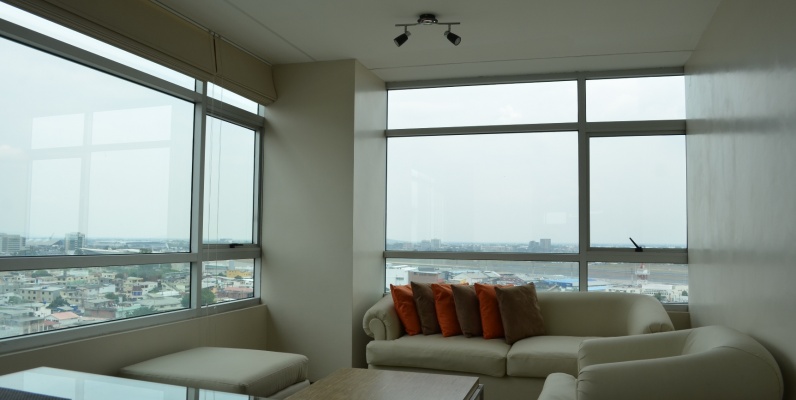 Suite en alquiler en edificio Elite Building sector Mall del Sol GeoBienes - Suite en alquiler en edificio Elite Building sector Mall del Sol - Plusvalia Guayaquil Casas de venta y alquiler Inmobiliaria Ecuador