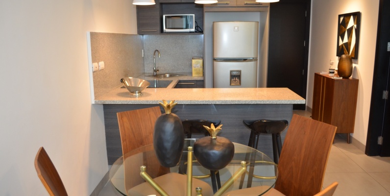 Suite en alquiler en edificio Quo sector Mall del Sol GeoBienes - Suite en alquiler en edificio Quo sector Mall del Sol - Plusvalia Guayaquil Casas de venta y alquiler Inmobiliaria Ecuador