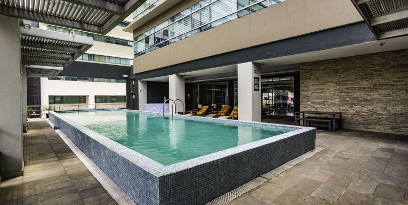 Suite en alquiler en el Edificio Elite Building, Norte de Guayaquil GeoBienes - Suite en alquiler en el Edificio Elite Building, Norte de Guayaquil - Plusvalia Guayaquil Casas de venta y alquiler Inmobiliaria Ecuador