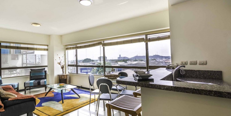 Suite en alquiler en Torre Sol II norte de Guayaquil GeoBienes - Suite en alquiler en Torre Sol II norte de Guayaquil - Plusvalia Guayaquil Casas de venta y alquiler Inmobiliaria Ecuador
