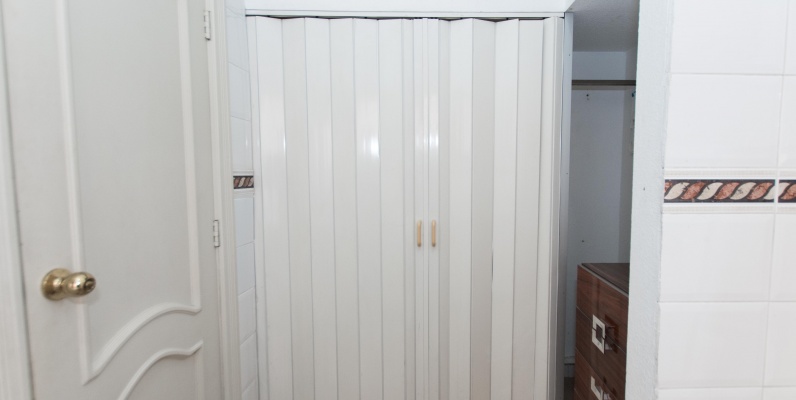 Suite en alquiler en Urb. Rio Guayas Club, norte de Guayaquil GeoBienes - Suite en alquiler amoblada en Urb. Rio Guayas Club, norte de Guayaquil - Plusvalia Guayaquil Casas de venta y alquiler Inmobiliaria Ecuador