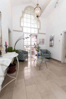 Suite en alquiler en Urb. Rio Guayas Club, norte de Guayaquil GeoBienes - Suite en alquiler amoblada en Urb. Rio Guayas Club, norte de Guayaquil - Plusvalia Guayaquil Casas de venta y alquiler Inmobiliaria Ecuador