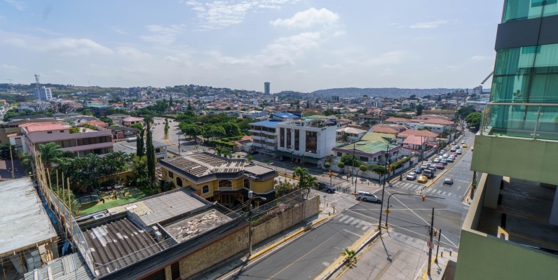 Suite en alquiler ubicado en Edificio 100 Olivos Parc, Los Ceibos GeoBienes - Suite en alquiler ubicado en Edificio 100 Olivos Parc, Los Ceibos - Plusvalia Guayaquil Casas de venta y alquiler Inmobiliaria Ecuador