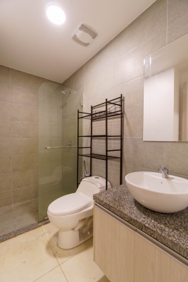 Suite en alquiler ubicado en Edificio 100 Olivos Parc, Los Ceibos GeoBienes - Suite en alquiler ubicado en Edificio 100 Olivos Parc, Los Ceibos - Plusvalia Guayaquil Casas de venta y alquiler Inmobiliaria Ecuador