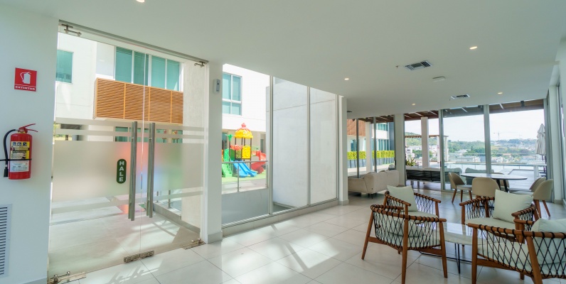 Suite en alquiler ubicado en Edificio 100 Olivos Parc, Los Ceibos GeoBienes - Suite en alquiler ubicado en Edificio 100 Olivos Parc, Los Ceibos - Plusvalia Guayaquil Casas de venta y alquiler Inmobiliaria Ecuador