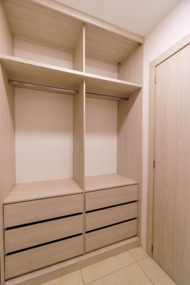 Suite en alquiler ubicado en Edificio 100 Olivos Parc, Los Ceibos GeoBienes - Suite en alquiler ubicado en Edificio 100 Olivos Parc, Los Ceibos - Plusvalia Guayaquil Casas de venta y alquiler Inmobiliaria Ecuador