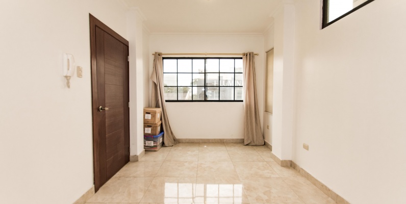 Suite en alquiler ubicado en Kennedy Norte GeoBienes - Suite en alquiler ubicado en Kennedy Norte - Plusvalia Guayaquil Casas de venta y alquiler Inmobiliaria Ecuador