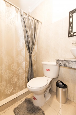 Suite en alquiler ubicado en Kennedy Norte GeoBienes - Suite en alquiler ubicado en Kennedy Norte - Plusvalia Guayaquil Casas de venta y alquiler Inmobiliaria Ecuador