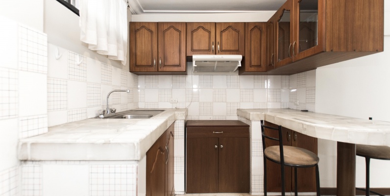 Suite en alquiler ubicado en la Urbanización Los Parques, Ceibos GeoBienes - Suite en alquiler ubicado en la Urbanización Los Parques, Ceibos - Plusvalia Guayaquil Casas de venta y alquiler Inmobiliaria Ecuador