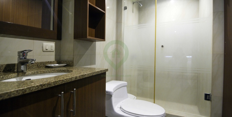 Suite en venta en Samborondón Plaza vía a Samborondón GeoBienes - Suite en venta en Samborondón Plaza vía a Samborondón - Plusvalia Guayaquil Casas de venta y alquiler Inmobiliaria Ecuador