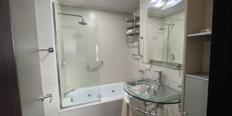Suite Penthouse amoblada en venta - Elite Building GeoBienes - Suite Penthouse amoblada en venta - Elite Building - Plusvalia Guayaquil Casas de venta y alquiler Inmobiliaria Ecuador