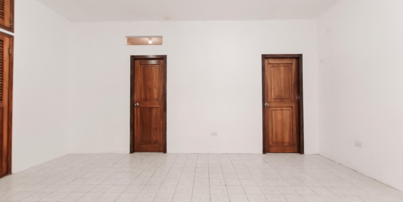 Suite remodelada en alquiler en Urb. Santa Cecilia, Ceibos GeoBienes - Suite remodelada en alquiler en Urb. Santa Cecilia, Ceibos - Plusvalia Guayaquil Casas de venta y alquiler Inmobiliaria Ecuador