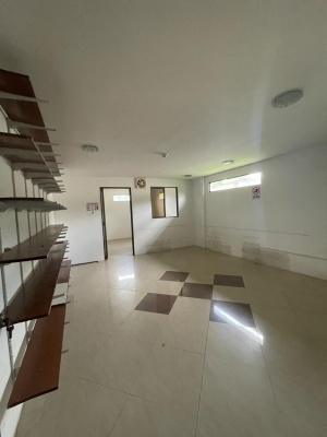 Terreno comercial con bodegas y oficinas en alquiler en Vía a la Costa GeoBienes - Terreno comercial con bodegas y oficinas en alquiler en Vía a la Costa - Plusvalia Guayaquil Casas de venta y alquiler Inmobiliaria Ecuador