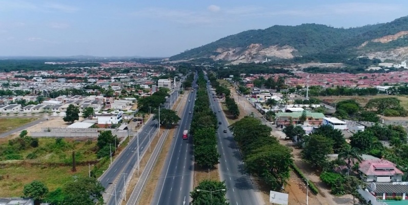 GeoBienes - Terreno comercial en venta, Vía a la costa  - Plusvalia Guayaquil Casas de venta y alquiler Inmobiliaria Ecuador