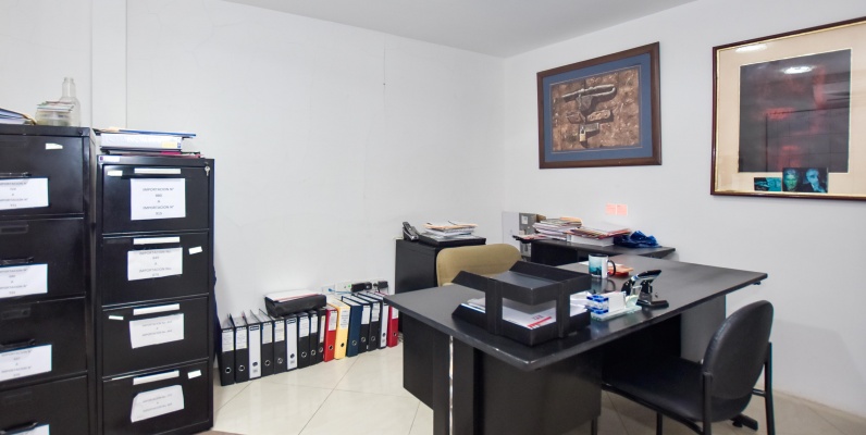 Terreno de oportunidad en alquiler ubicada en Vía La Costa GeoBienes - Oficina comercial en alquiler con galpón, bodega y área libre - Plusvalia Guayaquil Casas de venta y alquiler Inmobiliaria Ecuador