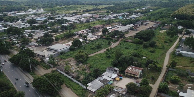 GeoBienes - Terreno en alquiler al pie de Vía a la Costa - Plusvalia Guayaquil Casas de venta y alquiler Inmobiliaria Ecuador