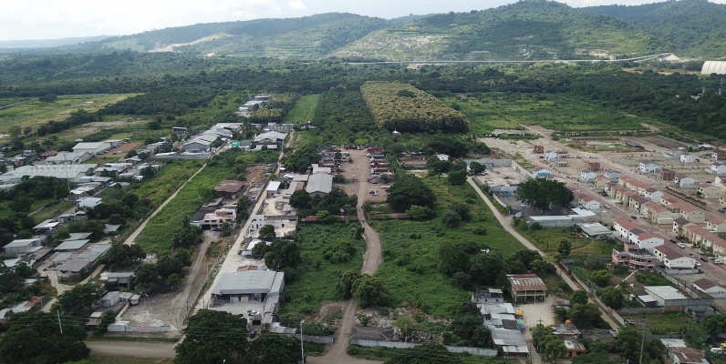 GeoBienes - Terreno en alquiler ubicado en Vía a la Costa - Plusvalia Guayaquil Casas de venta y alquiler Inmobiliaria Ecuador