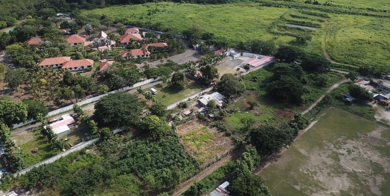 GeoBienes - Terreno en alquiler ubicado en Vía a la Costa - Plusvalia Guayaquil Casas de venta y alquiler Inmobiliaria Ecuador